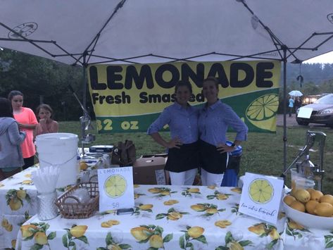 Lemonade vending has a low barrier of entry, a person can go from an idea one day - to a vendor the next. Learn how to start a lemonade business or stand... Lemonade Set Up, How To Sell Lemonade, Lemonade Stand Farmers Market, Starting A Lemonade Business, Lemonade Tent Business, Mobile Lemonade Stand, Lemonade Stand Ideas Business, Kidpreneur Ideas, Lemonade Booth