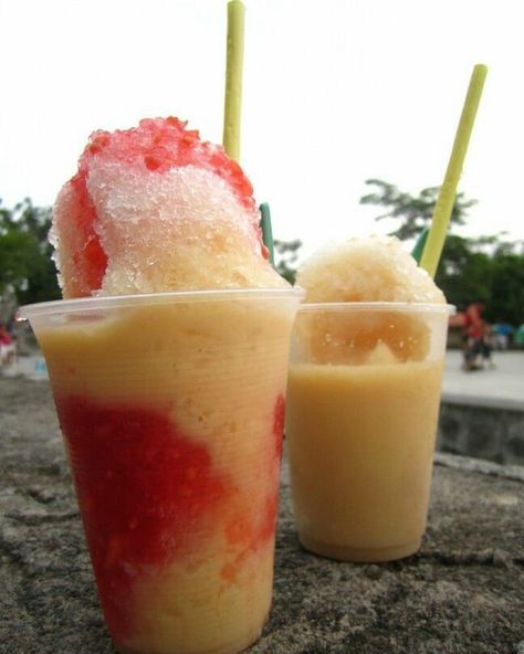 Raspados Recipe, Snow Cone Stand, Fun Drink Recipe, Khmer Food, Mexican Snacks, Mexican Drinks, Food Truck Business, Food Hub, Pregnancy Cravings