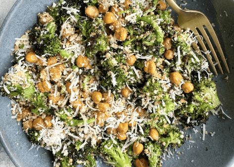 Broccoli Caesar Salad with Crispy Chickpeas Broccoli Caesar Salad, Broccoli Caesar, Pasta Broccoli, Protein Pasta, Crispy Chickpeas, Broccoli Pasta, Chickpea Recipes, 2000 Calorie Diet, Protein Recipes