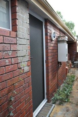 Cladding Brick Exterior, Cladding Over Brick Exterior, Brick Cladding Exterior House, House Cladding Exterior, 1970s House Exterior, Cladding House Exterior, 1970s House Renovation, House Exterior Cladding, 90s House