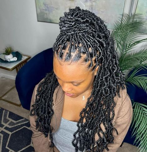 Soft Faux loc hairstyle idea Loc Hairstyle Ideas, Soft Locs Hairstyle, Elegant Dinner Dress, Locs Distressed, Loc Updo, Faux Loc, Spring Twist Hair, Natural Braided Hairstyles, Top Knot Bun