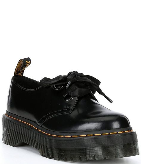 384
Dr. Martens Women's Holly Oxford
In different shapes, colors and sizes. The image in the photo is black Platform Oxford Shoes, Gardening Shoes, Platform Shoes Black, Platform Oxfords, Oxford Platform Shoes, Martens Style, Black Oxford Shoes, Oxford Platform, Black Platform Shoes