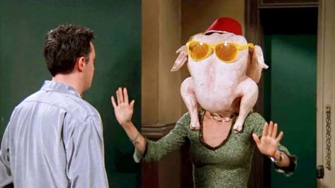 Friends Turkey Head, Friends Thanksgiving Episodes, Happy Thanksgiving Friends, Happy Thanksgiving Images, Friends Thanksgiving, Friends Episodes, David Schwimmer, Thanksgiving Images, American Comedy