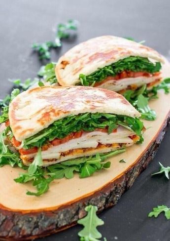 Chicken And Arugula, Arugula Sandwich, Plats Healthy, Jo Cooks, Bacon Chicken, Work Lunch, Soup And Sandwich, Idee Pasto Sano, Chicken Bacon