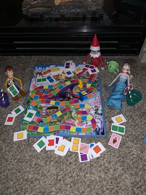 Elf On The Shelf Elsa, Awesome Elf On The Shelf Ideas, Elf Fun, Candy Necklaces, Shelf Ideas, On The Shelf, Elf On The Shelf, Twinkle Twinkle, Christmas Ideas