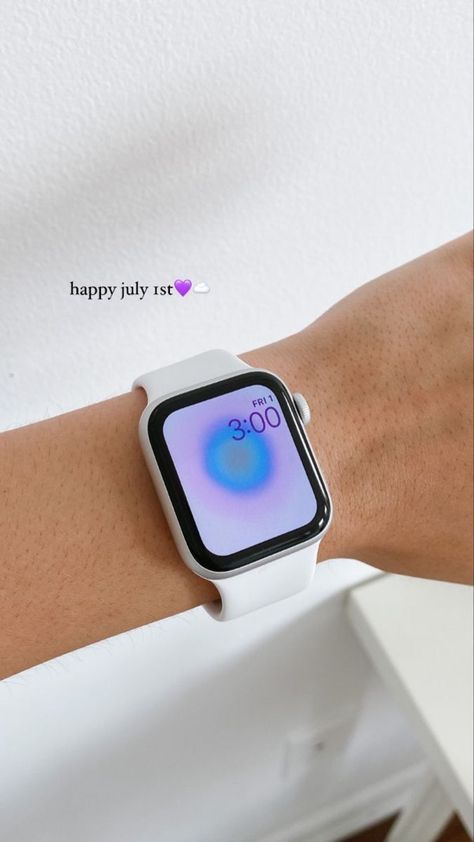 Wallpapers For Apple Watch, Apple Watch Aesthetic, Aesthetic Apple Watch, Apple Watch 7, Apple Watch Fashion, Apple Watch Series 8, Apple Watch Se, Stylish Iphone Cases, Iphone Obsession