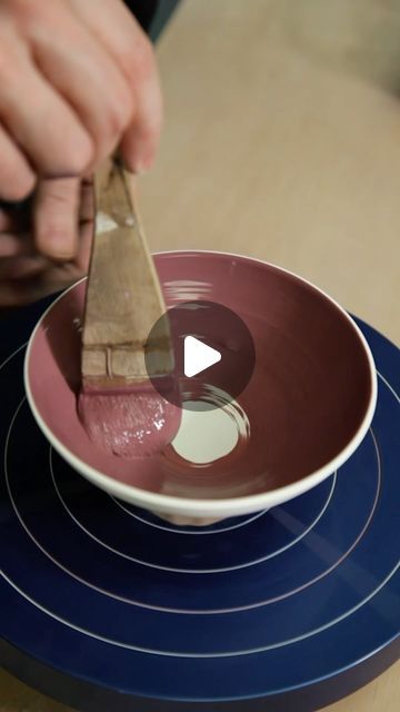 Marc Borges on Instagram: "HOW to make any glaze brushable 🖌️  With the addition of a CMC Gum solution, you can turn any glaze into one that can be brushed. Without the CMC, the glaze would dry too quickly and clump into an uneven surface. Not good! This technique is also great if you only have a small amount of glaze, not enough to dip the piece. Also perfect for testing new glazes.  I make my solution to a 20% concentration   Recipe: 200g water, 40g CMC gum powder   Leave your questions in the comments  #pottery #howtopottery #clay #potteryreels" Glaze Techniques Ceramics, Pottery Glazing Techniques, Clay Videos, Ceramic Glaze Recipes, Glazing Techniques, Ceramic Glaze, Glaze Recipe, Pottery Glazes, Unique Ceramics