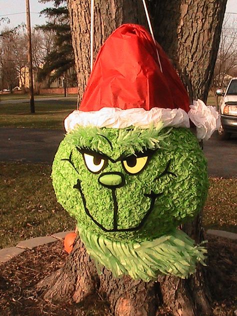 Piñatas~Grinch piñata by MissSuziQCreations on Etsy Piñata Grinch, Grinch Pinata, Grinch Piñata, Christmas Piñatas, Grinch Stuff, Grinch Christmas Party, Piñata Ideas, Grinch Party, Diy Pinata