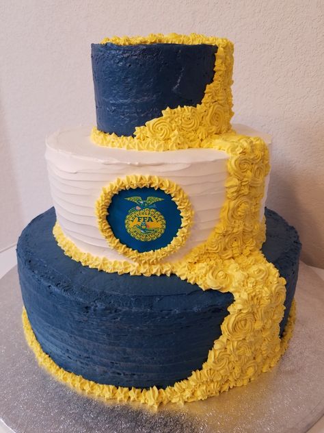 Ffa Cake Ideas, Ffa Cake, Ffa Cookies, Ffa Banquet, Ffa, Cute Birthday Cakes, Bake Sale, Graduation Cakes, Cowgirl Style