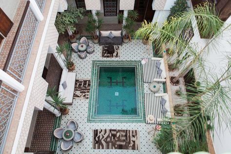 Riad Yasmine Marrakech Moroccan Garden, Piscina Interior, تصميم للمنزل العصري, Dream Pools, Cool Pools, Pool Designs, Indoor Pool, Marrakech, My Dream Home