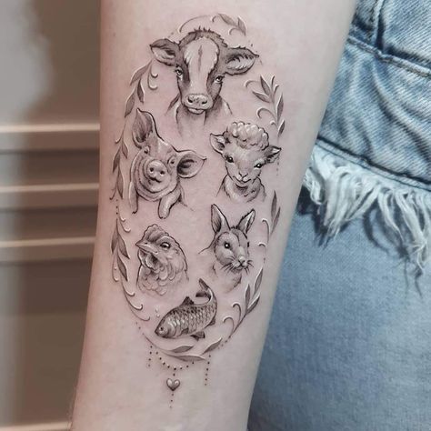 Farm Animal Tattoo, Farm Tattoos For Women, Vegan Tattoos, Vegan Tattoo, Tattoo Aesthetic, Spine Tattoo, Body Modification, Piercing Ideas, Body Modifications