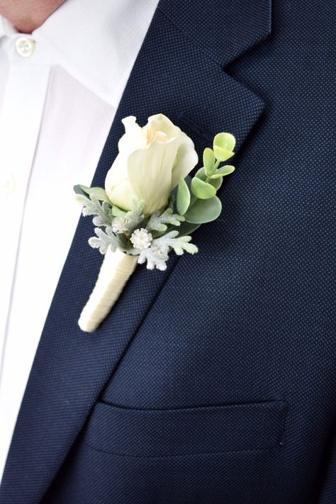 Boutonniere| Ivory | Silk floral Boutonniere| Groom| Groomsman| Wedding| Modern Wedding| Father of the Groom| Best Man| Father of the bride Boutonniere Eucalyptus, Ivory Boutonniere, Maternity Flower Crown, Eucalyptus Boutonniere, Greenery Boutonniere, Boutonniere Prom, Prom Boutonniere, Flower Eucalyptus, Wedding Lapel