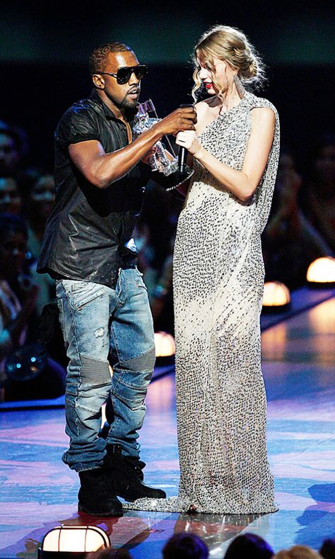 Taylor Swift Kanye West, Taylor Swift Vma, Estilo Taylor Swift, Taylor Swift Funny, Sundance Film Festival, Video Music Awards, Kandy, Hollywood Life, Kanye West