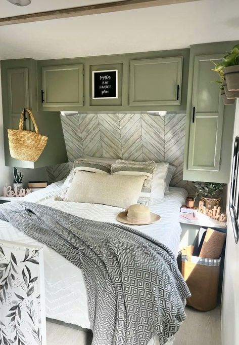 Camper Master Bed Remodel, Camper Bedroom Makeover, Camper Wallpaper Ideas, Camper Bedroom Remodel, Camper Bedroom Ideas, Rv Bedroom Ideas, Rv Bedroom Remodel, Camper Bedroom, Rv Interior Design