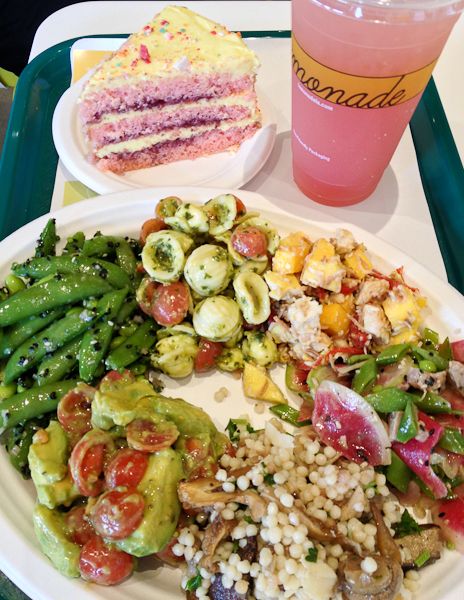 Salad Lover's Paradise at Lemonade Lemonade Restaurant, Fashion Island, California Food, Los Angeles Food, Quick Lunches, Seasonal Ingredients, Venice Beach, Foodie Travel, Now Open