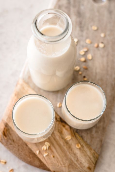 Milk Aesthetic Wallpaper, Groats Recipe, Best Mimosa Recipe, Make Oat Milk, Milk Aesthetic, Liquid Cheese, Oat Milk Recipe, How To Make Oats, Oat Groats