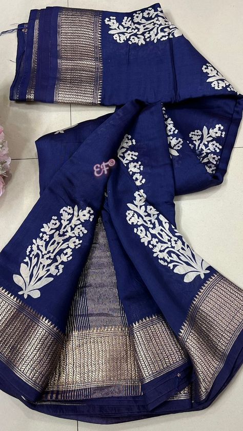 Binny Silk Saree, Blue Blouse Designs, Raw Silk Saree, Saree Designs Party Wear, Blouse Hand Designs, Saree Trends, Computer Embroidery, Elegant Saree, Blouse Price