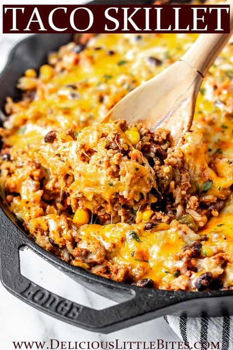 Queso Taco Rice, One Pan Mexican Skillet, Easy Taco Skillet, Taco Skillet Dinner Beef, Skillet Tacos, Vegetable Spaghetti Sauce, Taco Skillet Dinner, Taco Rice Skillet, Cheesy Taco Skillet