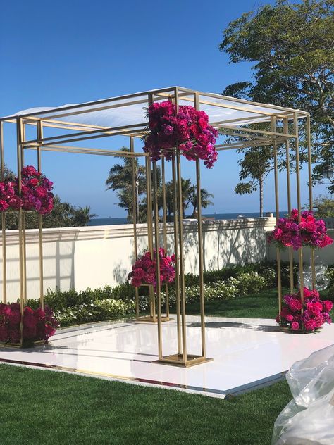 Wedding Canopy, Wedding Stage Design, Mandap Decor, Acrylic Shelf, Wedding Stage Decorations, Outdoor Wedding Decorations, Wedding Decor Elegant, Stage Decorations, Canopy Outdoor