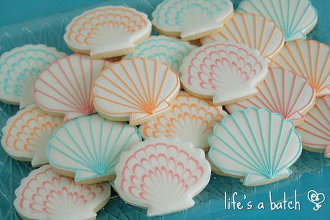 Seashell cookie assortment. Seahorse Party, Under The Sea Cookies, Shell Cookies, Glazed Cookies, Nautical Cookies, Seashell Cookies, Sea Cookies, Cookie Assortment, Summer Cookie