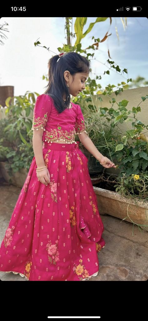 Kids Langa Jacket Designs, Half Saree Lehenga For Kids, Kids Half Saree Designs, Kids Lehanga Design For Wedding, Kids Lehanga Design, Langa Jacket, Pattu Pavadai Designs, Lehanga For Kids