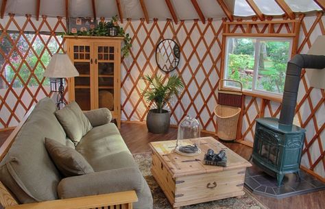 20' Yurts - Pacific Yurts Yurt Living Interior Design, Yurt Inspiration, Yurt Design, Yurt Ideas, Pacific Yurts, Yurt Life, Yurt Interior, Yurt Home, Yurt Living