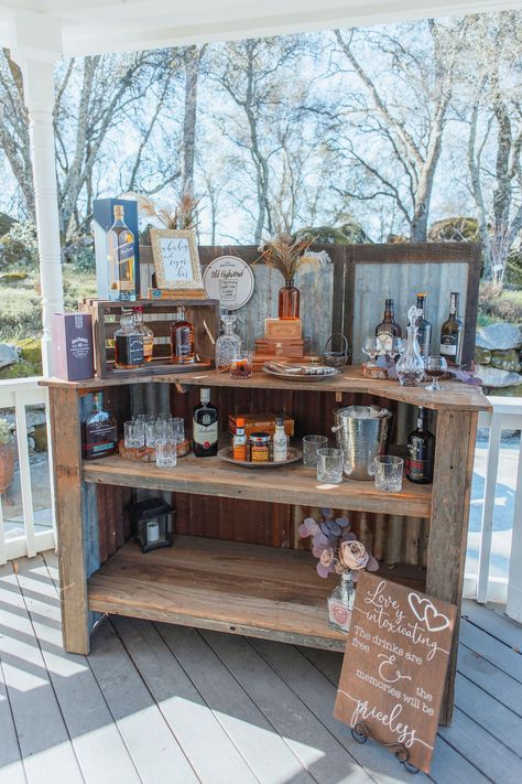 Self Serve Open Bar Wedding, Outdoor Corner Bar Ideas, Rustic Wedding Snack Bar Ideas, Self Serve Bar At Wedding, Self Serving Bar Wedding, Self Service Wedding Bar, Open Bar Wedding Ideas, Wedding Bar Self Serve, Wedding Self Serve Bar