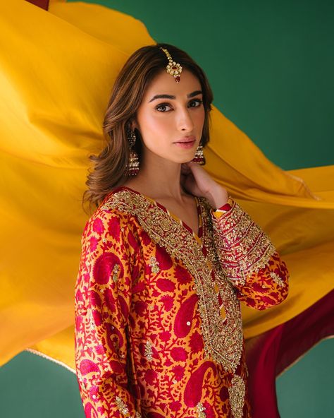 LIVE NOW - Mere Mehboob by Sammy K 😍💫 Tap the link in bio to shop ✨ Download our App now & Enjoy Mega Discounts 🤩📱🥳 Screenprinted Shirt, Mere Mehboob, Kurta Set, Raw Silk, Multi Colored, 2 Piece, Party Wear, Link In Bio, Ready To Wear