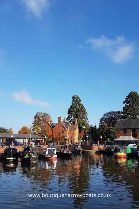 Union Wharf Marina in Market Harborough Market Harborough, Bars And Restaurants, Canal Boat, The Boutique, Books Online, Boats, This Is Us, Holidays, Marketing