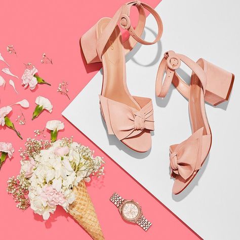 Sandals Background Wallpapers, Women Shoes Photography, Sandals Photography Ideas, Sandal Photography, Shoes Photography Ideas, Sandals Photography, Shoes Flatlay, Photoshoot Shoes, Womens Summer Sandals