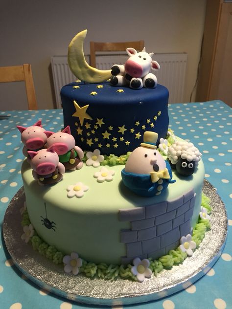 Nursery rhyme children's birthday cake Nursery Rhyme Cake Ideas, Nursery Rhymes Birthday Party, Nursery Rhyme Cake, Nursery Rhymes Cake, Library Cake, Nursery Rhyme Party, Cake Story, Cow Baby Showers, Gold Birthday Cake