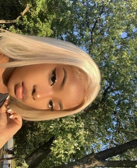 Black Princess Makeup, No Make Up Make Up Look, Strawberry Blonde Hair, Ombre Wigs, Lace Hair, Baddie Hairstyles, Blonde Wig, Blonde Ombre, Grunge Hair