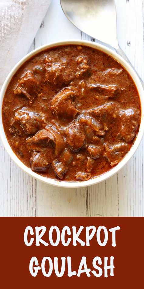 Beef Goulash Slow Cooker, Slow Cooker Goulash Recipes, Beef Chunks Recipes, Slow Cooker Goulash, Goulash Slow Cooker, Crockpot Goulash Recipe, Crockpot Goulash, Diced Beef Recipes, Meals Crockpot