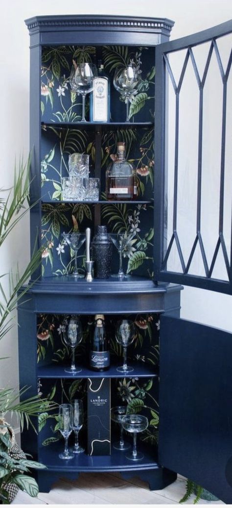 Wine Glass Storage Ideas, Wine Bottle Storage Ideas, Glass Storage Ideas, Gin Cupboard, Wallpapered Furniture, Gin Trolley, Bottle Storage Ideas, Alcohol Cabinet, Drinks Cabinets