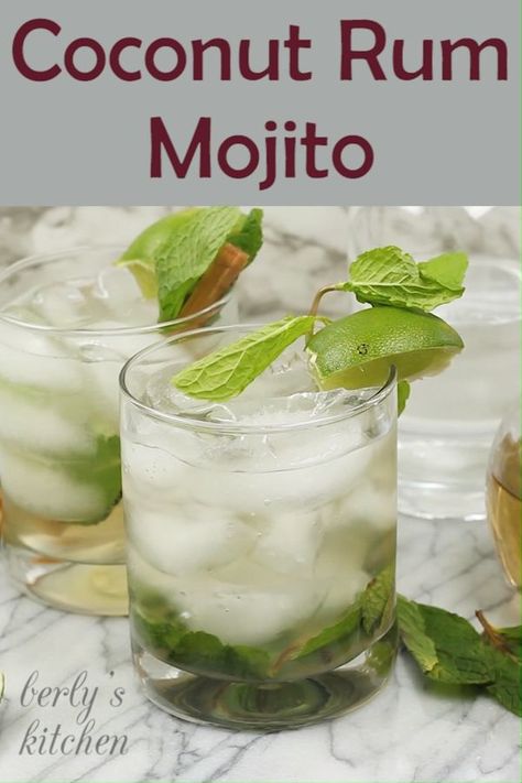 Tropical Palm Trees, Liquor Drinks, Coconut Rum, Summer Drink, Alcohol Drink Recipes, Drinks Alcohol Recipes, Diet Keto, Alcohol Recipes, Ginger Ale