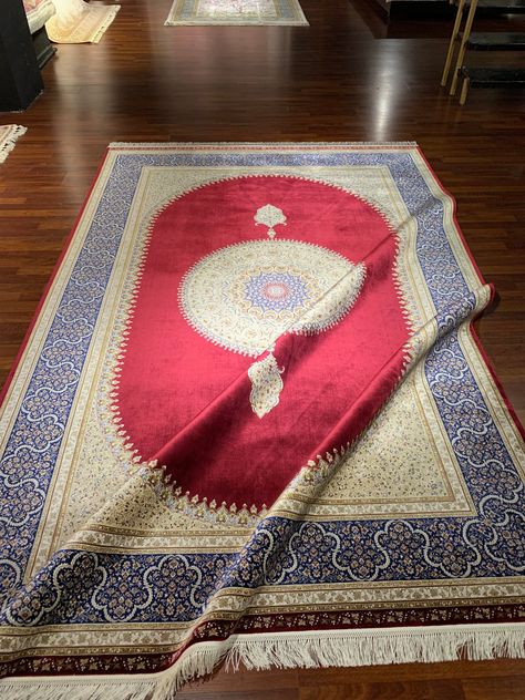 Red Blue Silk Rug, 7X10ft Luxury Silk Rug,Silk Rug, Authentic Area Rug, High Quality Silk Rug, Qum Silk Rug, Persian Rug, Top Quality  Rug Material: %100 Silk The machine is called 150 combs and is first class in carpet. Size: 6.54 X 9.84  Feet (200cm X 300 cm) FREE & FAST SHIPPING As Şahinbey Halı, each of our carpets has a different story. I am happy to share them with you. I can help you with your special requests. Do not hesitate to ask me questions. It is my pleasure to inform you about our Interior Perspective, Silk Persian Rugs, Mood Board Interior, Fabric Factory, Silk Carpet, Carpet Size, My Pleasure, Rug Persian, Gray Silk