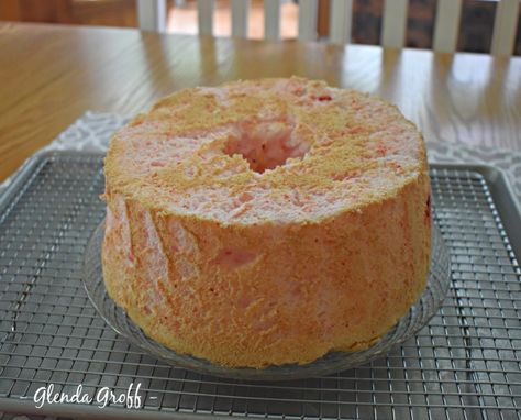 Strawberry Angel Food Cake, THM-S, Keto, Sugar and Gluten Free | Around the Family Table – Food. Fun. Fellowship Orange Flavoured Cake, Angel Food Cakes, Around The Family Table, Trim Healthy Mama Diet, Strawberry Angel Food Cake, Angel Food Cake Desserts, Fresh Strawberry Cake, Apple Cinnamon Rolls, Sugar Free Baking