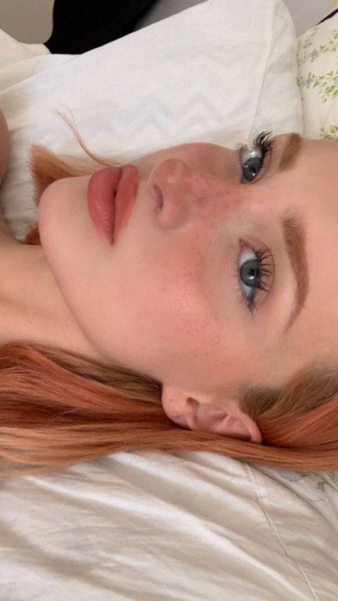 @/laytugce Ginger Makeup, No Make Up Make Up Look, Maquillage On Fleek, Hazel Eyes, Maquillaje Natural, Ginger Hair, Girls Makeup, Pretty Makeup, Cute Makeup