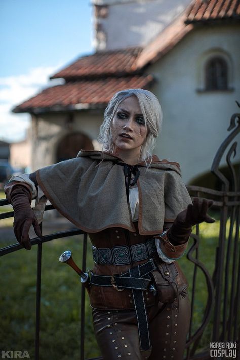 Ciri Cosplay, Witcher Cosplay, Ciri Witcher, Medieval Girl, Student Design, Medieval Woman, Witcher 3 Wild Hunt, Witcher 3, Festival Costumes