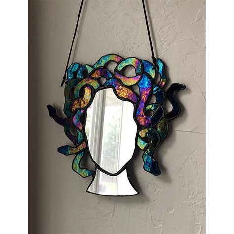 Medusa Mirror, Wall Decor Mirrors, Stained Glass Mirror, Iridescent Black, زجاج ملون, Stained Glass Decor, Stained Glass Suncatcher, Stained Glass Diy, Stained Glass Crafts