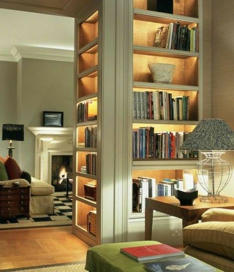 Small Home Libraries, Cozy Living Room Design, Bookshelves In Living Room, Home Library Design, House Aesthetic, Home Libraries, Library Design, Cozy Living Rooms, Home Library