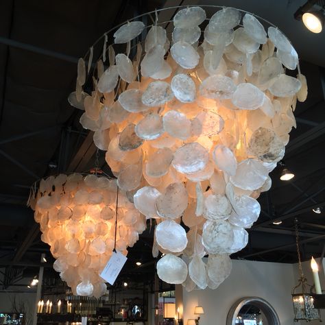 Gorgeous Capiz Shell chandelier!! Brendan Bass showroom Flat Chandelier, Eclectic Chandeliers, Capiz Shell Chandelier, Shell Chandelier, Capiz Shell, Shell Decor, Interiors Dream, Mediterranean Home, Dream Apartment