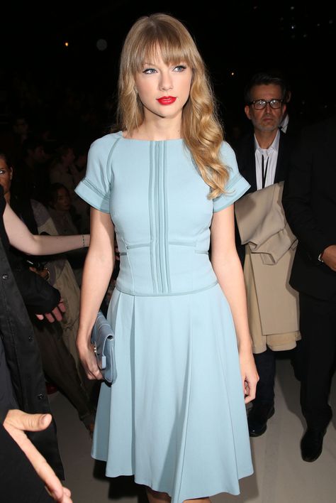 1940's style powder blue dress.    Taylor Swift's Time-Travelling Wardrobe Taylor Swift 50s Style, Traveling Wardrobe, Powder Blue Dress, Taylor Swift Dress, Taylor Swift Street Style, 1940's Style, 1940s Style, Taylor Swift Outfits, Blue Evening Dresses