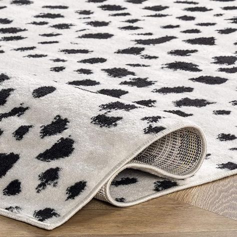 Amazon.com: nuLOOM Brooks Leopard Print Area Rug, 5' x 8', Beige, Rectangular, 0.4" Thick : Home & Kitchen Cheetah Print Rug, Kitchen Beige, Black Living, Rug Machine, Area Rug For Living Room, Cheetah Animal, Turkey Design, Black Rectangle, Rug Beige