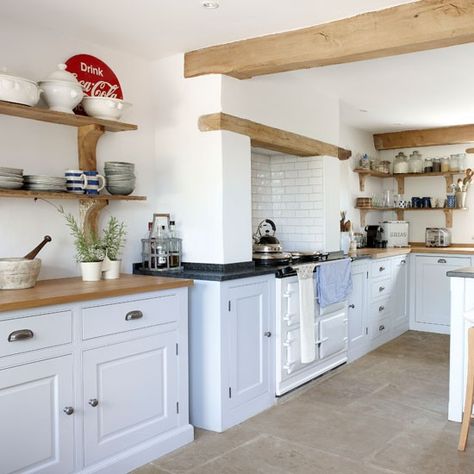 Nordic Cottage Interior, Rustic Cottage Interiors, Dapur Rustic, Organiser Cucina, Model Dapur, Country House Interior, Cottage Interior, Cottage Kitchens, Cottage Interiors