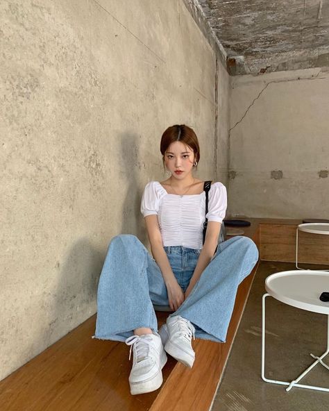 Simple Church Outfits Jeans, Simple Church Outfits Casual, Simple Church Outfits, Korean Outfit Ideas, Fashion Jeans Outfit, Korean Fits, Korean Summer Outfits, Korean Outfit Street Styles, Korean Casual Outfits