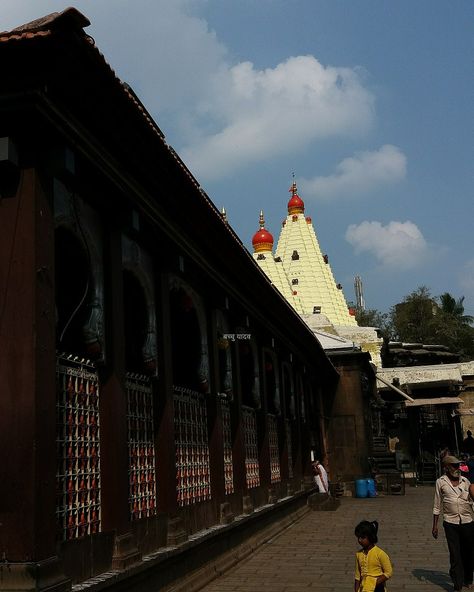 Theme : Heritage India.                 Mahalaxmi Temple.                 Kolhapur.                 Maharashtra.                 India.  Place   : Pune.India. Mobile : Samsung galaxy                  A9 pro 6. Date.    : (27:10:2017). Mahalaxmi Temple Kolhapur, Mobile Samsung, Pune, Temple, Samsung Galaxy, India, Road, Quick Saves