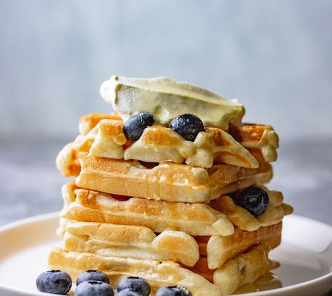 How To Freeze And Reheat Waffles - yourcookingbuddy.com Freezing Pancakes How To, Waffles To Freeze, How To Freeze Pancakes For Later, Waffle Iron Hashbrowns Frozen, Apple Spice Waffles, How To Reheat Frozen Breakfast Burritos, How To Reheat Rice, Frozen Waffles, Homemade Waffles