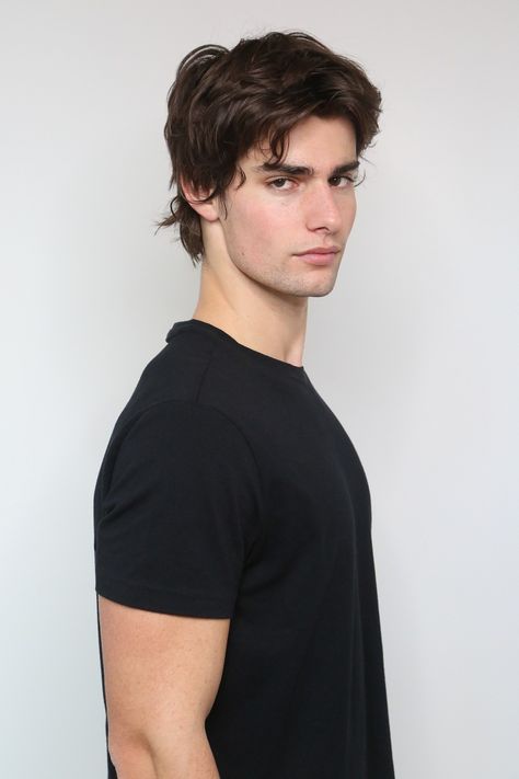 Soul Artist Management - New York Model & Talent Management Agency - CORRADO MARTINI - Gentlemen - New Faces Reference Men Pose, Corrado Martini Model, Model Aesthetic Male, Side Part Hairstyles Men, Black Hair Male, Corrado Martini, Psl Gods, Dark Skin Light Hair, Eli King