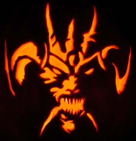 Fantasy Pumpkins: Noel's Pumpkin Carving Archive - Pinterest Page 2014 Demon Pumpkin Carving, Devil Pumpkin Carving, Pumpkin Carving Knife, Halloween Pumpkin Templates, Pumpkin Masters, Pumpkin Carving Tools, Pumpkin Carving Patterns Free, Pumpkin Carver, Halloween Pumpkin Stencils